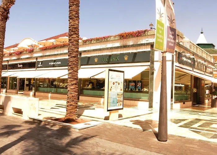 Apartment In Americas With Amazing View